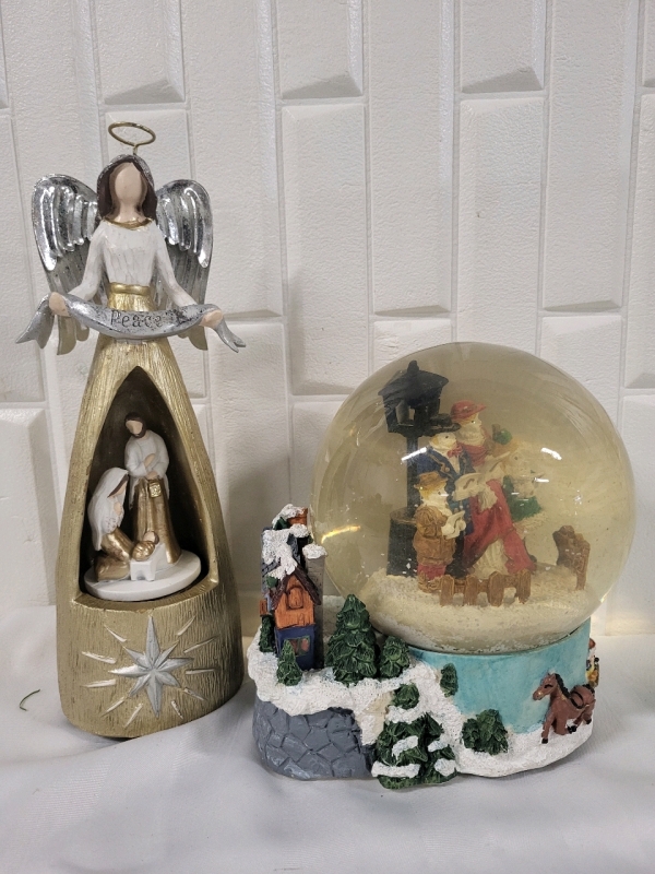 2 Christmas Themed Music Boxes