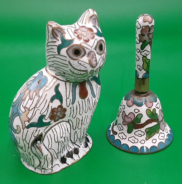 Vintage Cloisonne Cat and Bell