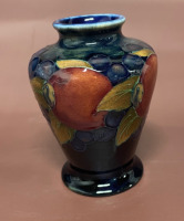 MOORCROFT Pomegranate Vase