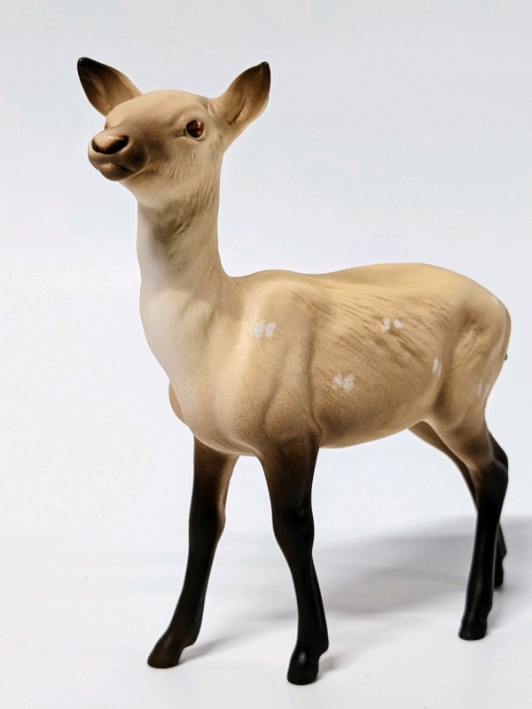 Beswick England Matte Glaze Doe No. 999A Designer: Arthur Gredington Issued: 1985-1988