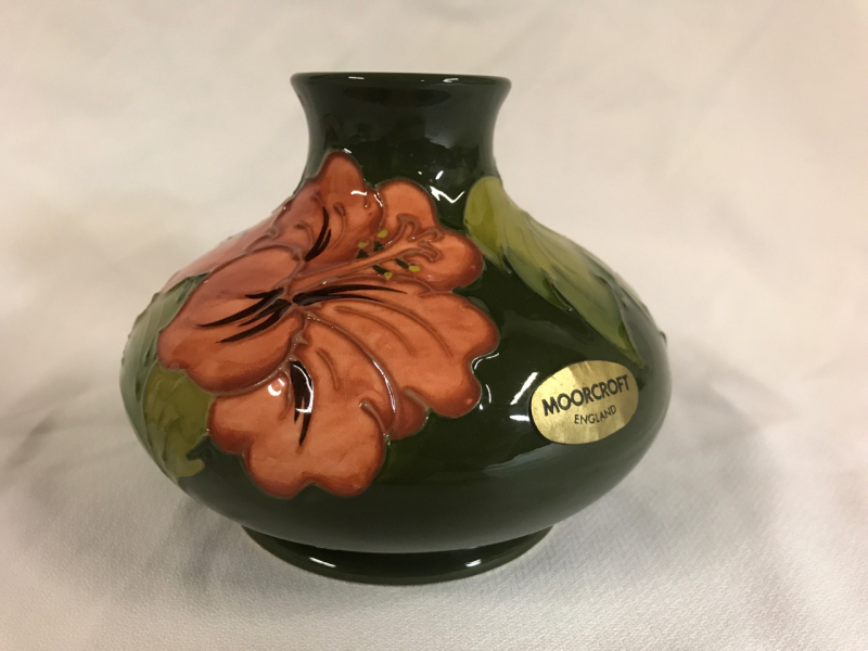 Moorcroft Coral Hibiscus Vase 4.5 inch tall