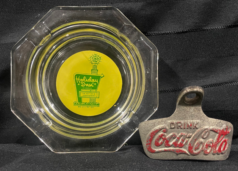 Vintage DRINK COCA-COLA Wall Bottle Opener STARR X Brown and Vintage Ashtray Holiday Inn The Nations Innkeeper Yellow Green Hotel Ash Tray