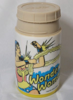 Vintage 1977 Aladdin WONDER WOMAN Thermos , No cup lid