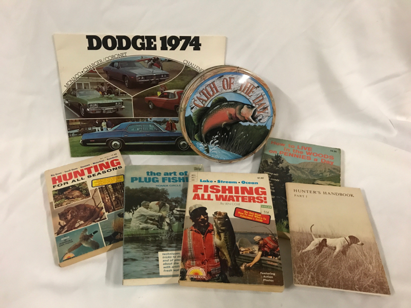5 Fishing & Hunting Books + Tin