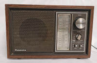 Panasonic RE-6289 Table Top AM/FM Radio . Tested Working