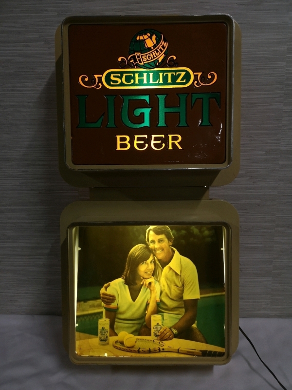 1976 Vintage SCHLITZ LIGHT BEER Sign - Working