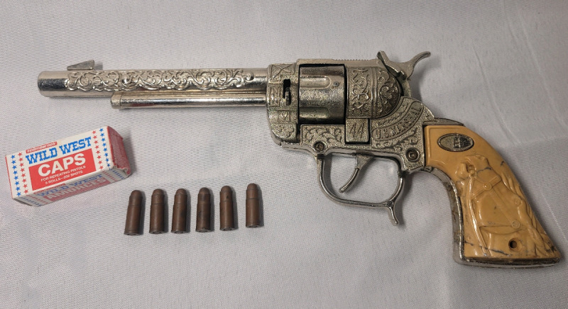 Vintage 1950s Leslie-Henry US Marshal "44" Toy Cap Gun w/Bullets & Caps in Sealed Box