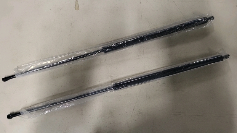 2 Arana 28" Gas Struts - 200lbs Capacity - Unused