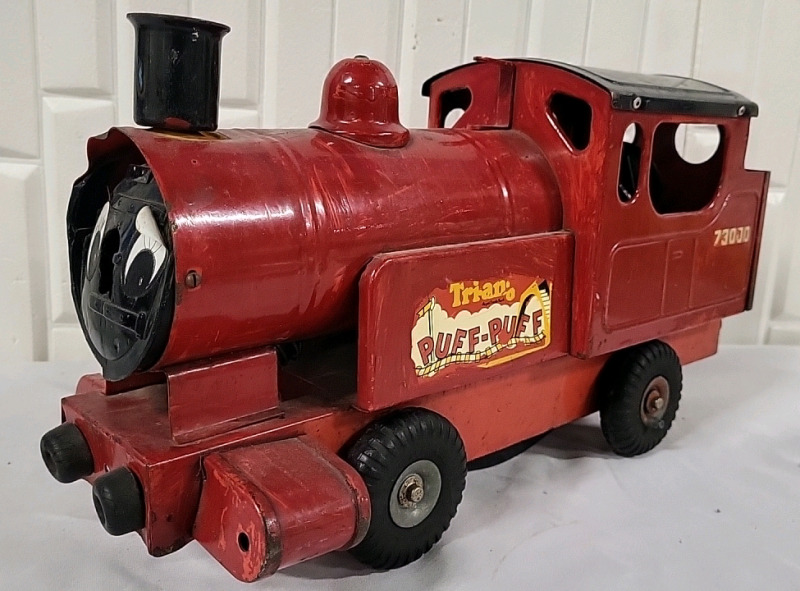 Vintage Tri-ang Puff-Puff Metal Model Train 16" Long