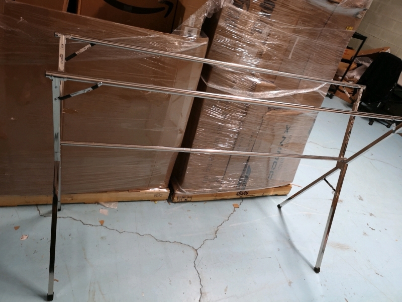 Large Foldable Metal Drying Rack - Rugs, Towels & Blankets
