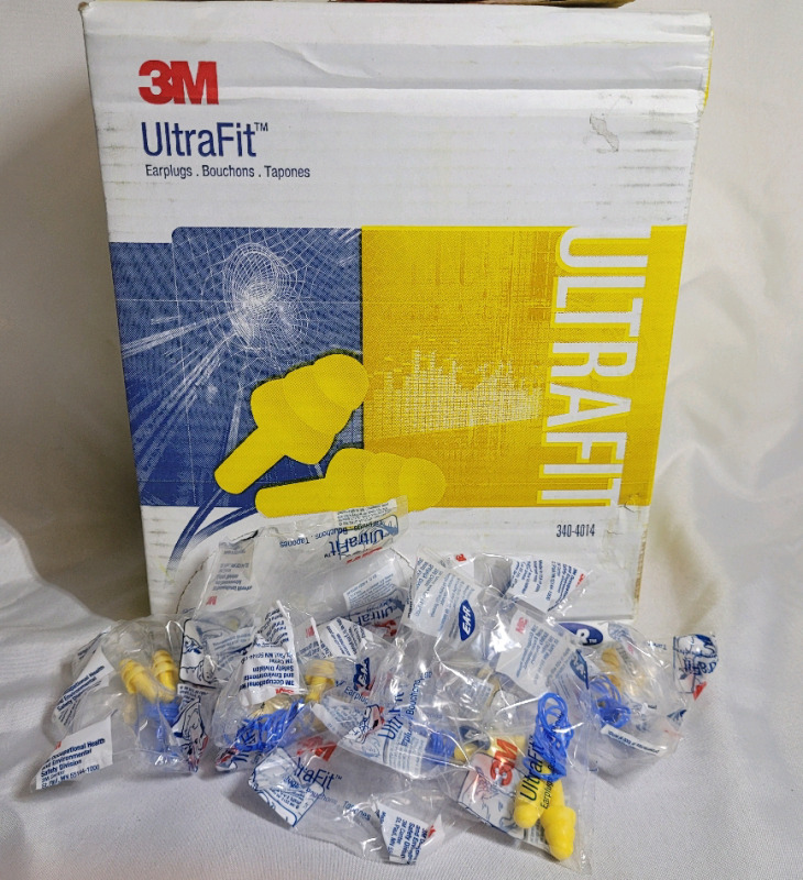 3M UltraFit Ear Plugs , 140+ Pair Each Individually Sealed . New