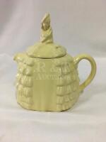 Vintage Sadler Ye Daintee Ladyee Teapot