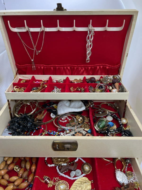 Vintage Jewelry Box with Content