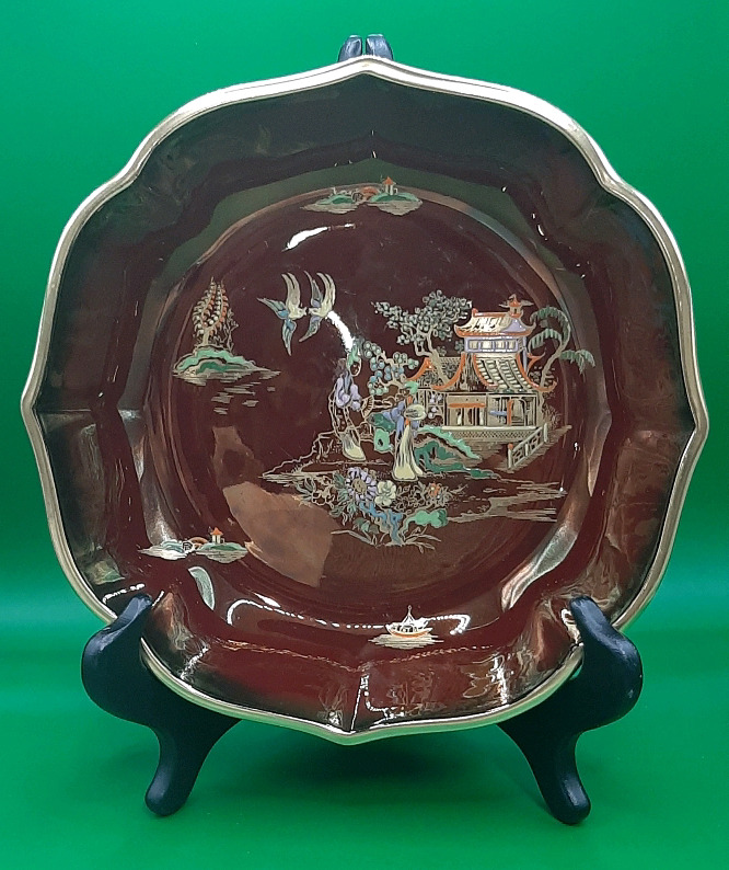 Vintage Carlton Ware Rouge Royale Scalloped Dish