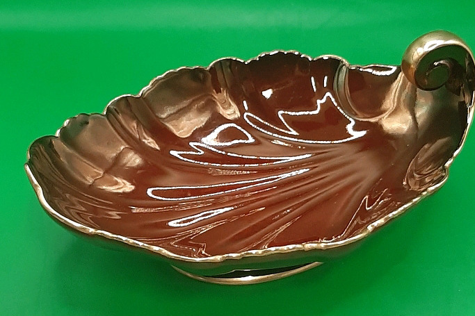 Vintage Carlton Ware Footed Shell Dish