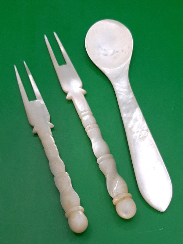 Vintage Mother of Pearl Hors D'oeuvre Forks and Spoon