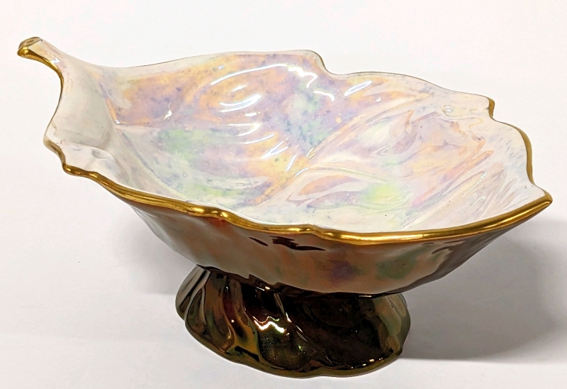 Carlton Ware England " Rouge Royale " Pedestal Leaf Dish