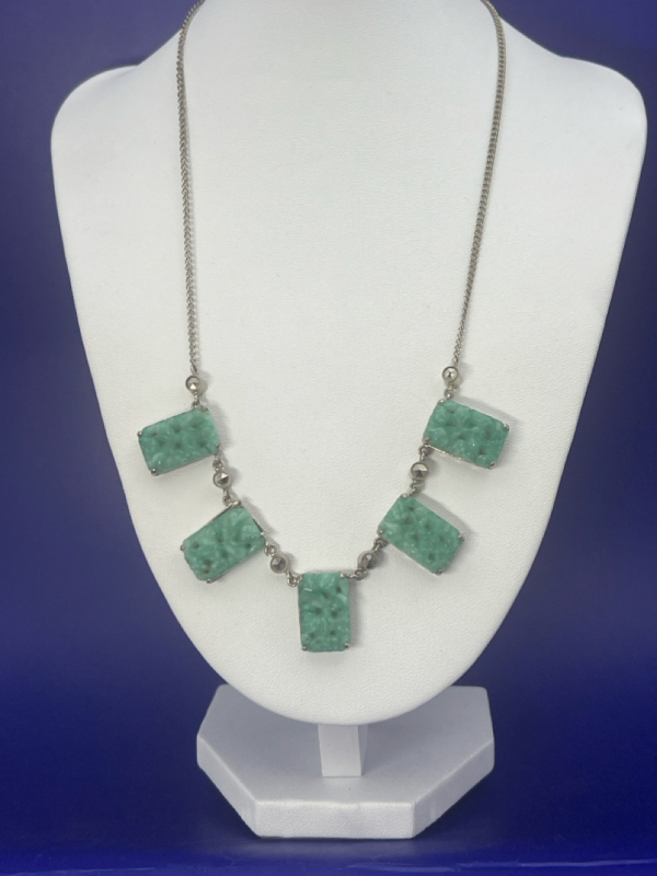 Antique Carved Peking Glass Necklace
