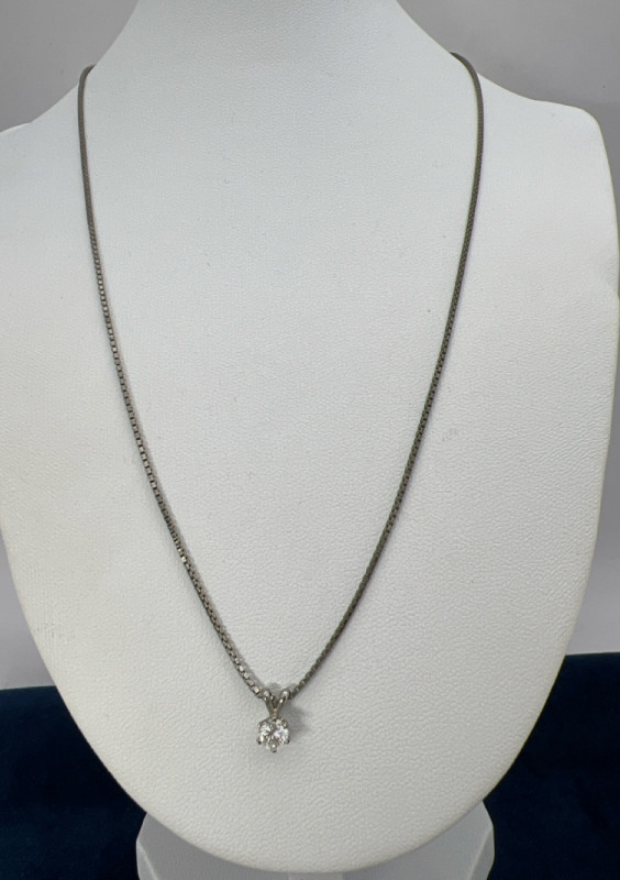 925 Sterling Silver Box Chain clear Solitaire Pendant