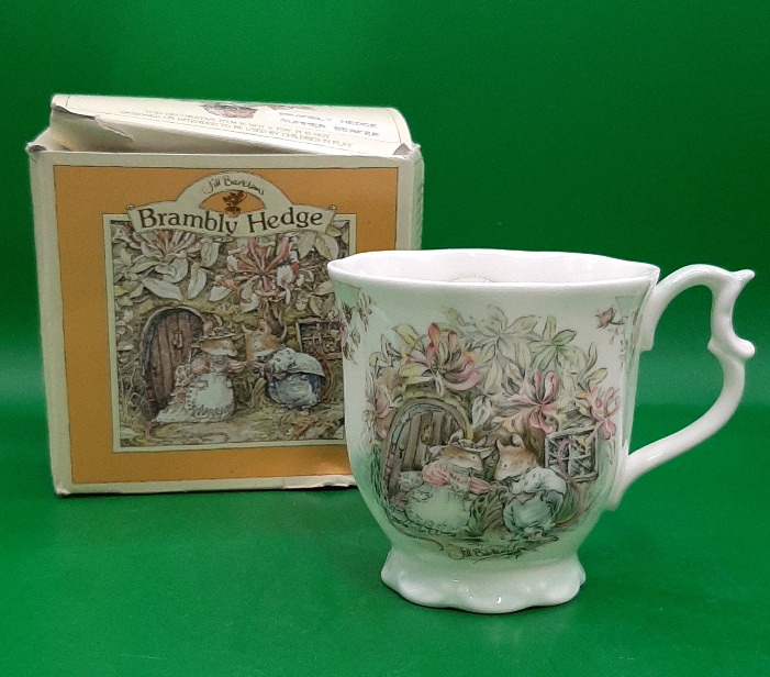 Vintage Royal Doulton Brambly Hedge Summer Coffee Mug