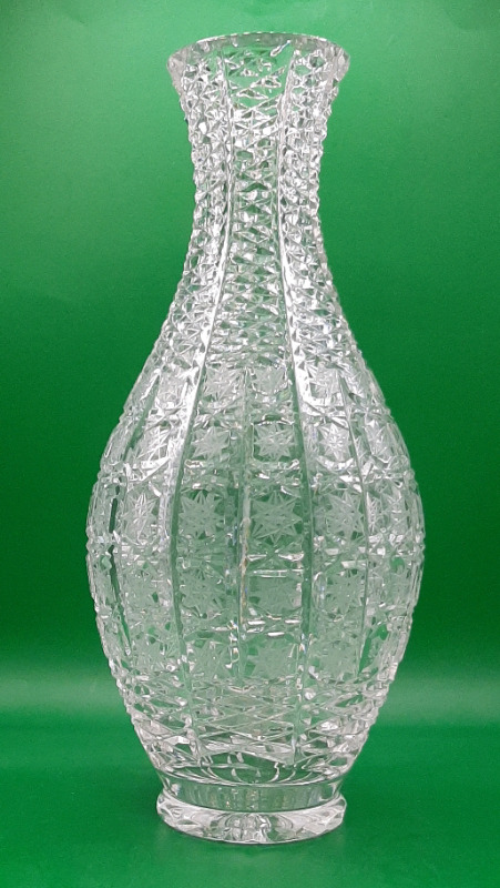 Vintage Pinwheel Crystal Vase