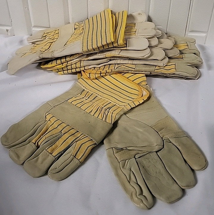 6 New Pairs of Men's Leather Work Gloves - Med/Large