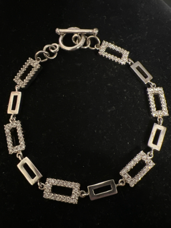 925 Sterling Silver Iced Square Link Deco Bracelet Toggle clasp