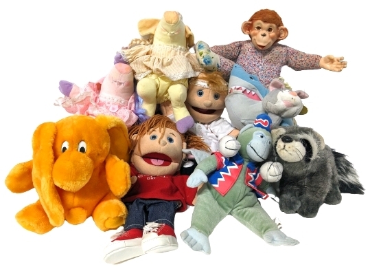 Vintage to Newer Plush Toys & Puppets