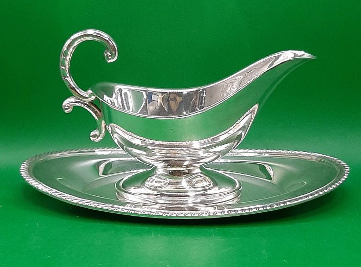 Vintage Silverplate Gravy Boat and Under Plate