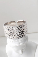 925 Sterling Silver Hammered Ring