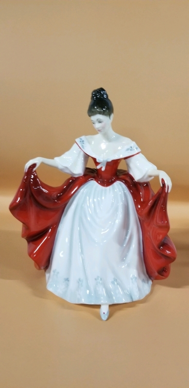 Vintage Royal Doulton figure titled SARA