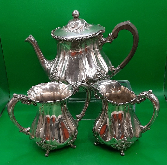 Vintage Wilcox Silverplate Co Tea Set