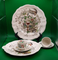 Vintage Royal Doulton Hampshire and Stratford Pieces