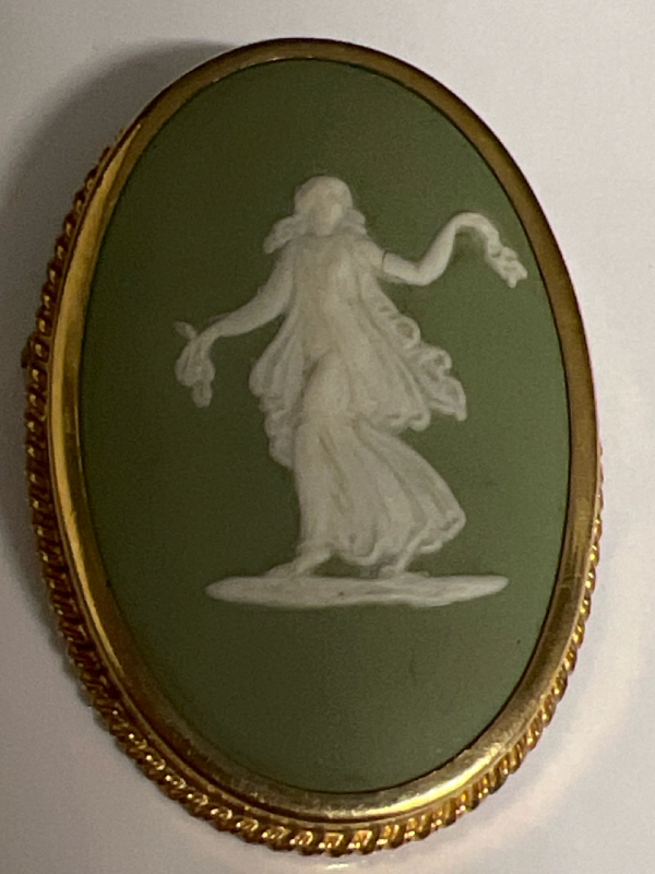 Wedgwood Green signed Oval Pendant Brooch