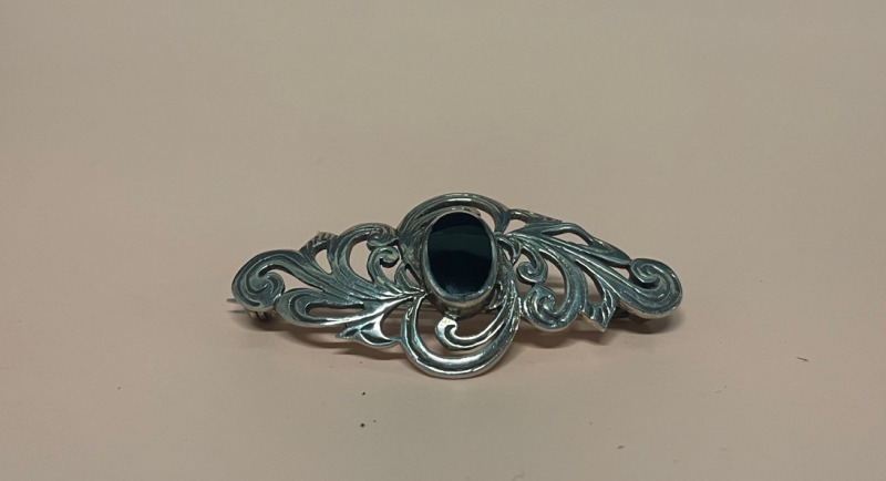 Sterling Silver 925 and Onyx Brooch