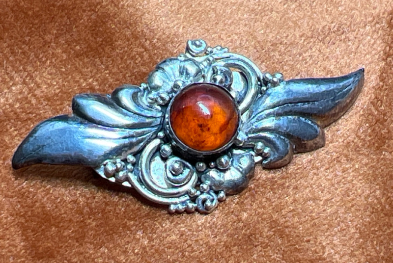 Antique 925 Sterling Silver Amber Brooch