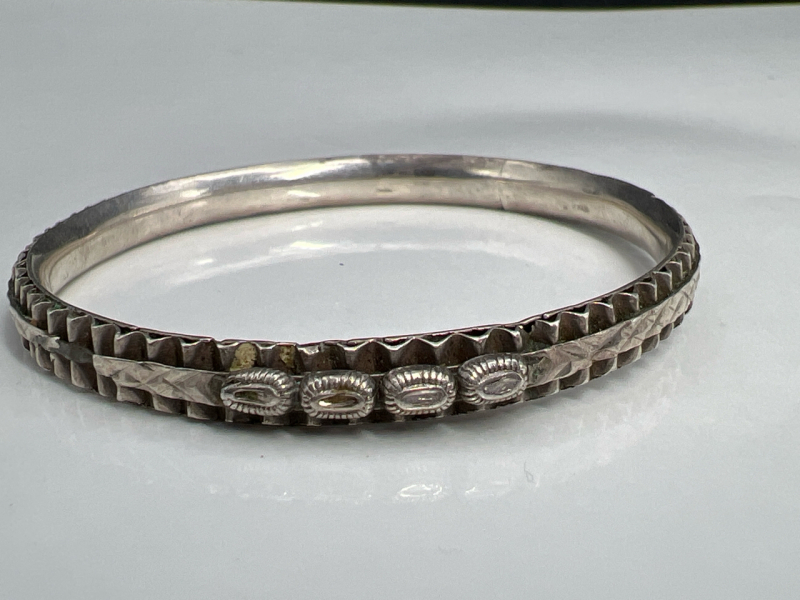 Vintage Southwest Native Silver Bangle