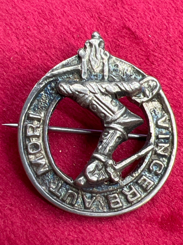 Scottish Sterling Clan Badge MacNeill Clan