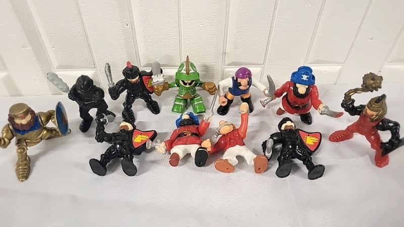 Vintage Fisher Price Knight & Pirate Action Figures - 2"-3"