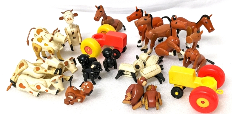 Vintage FISHER-PRICE Animals & 2 Rare Monkeys