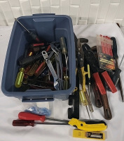 Vintage to Newer Tool Lot in 11.3L Rubbermaid
