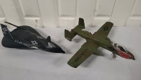 2 ERTL Diecast Model Airplanes - 6" Long