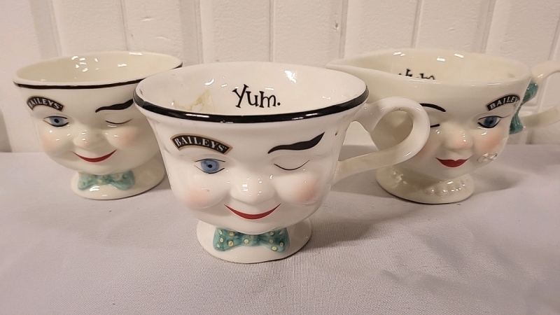 Bailey's Mug + Cream & Sugar Dishes