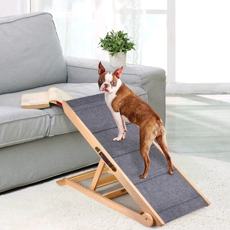 Suteck Wooden Adjustable Portable Dog Ramp - 200Lbs