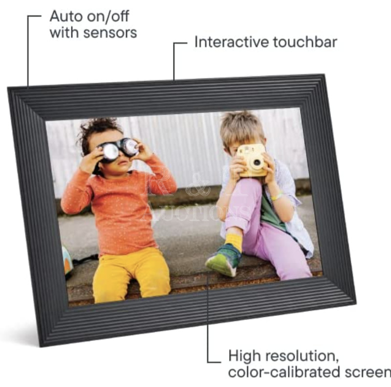 New Aura Carver WiFi Digital Picture Frame