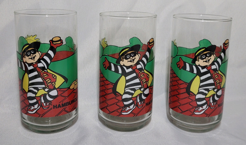 Vintage McDonald's " HAMBURGLAR " 5 5/8" Drinking Glasses , Set of 3 . NOS