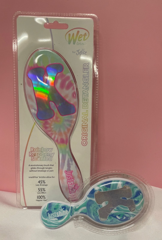 2 New Scented "Wet" Hair Brushes