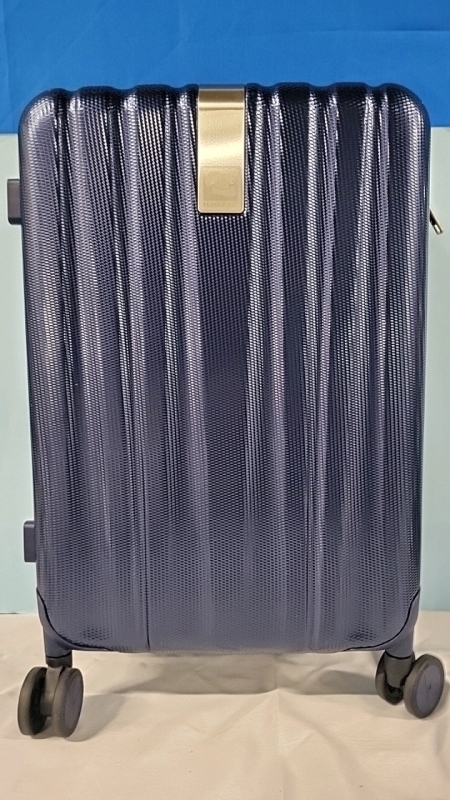 New Henke Hard Shell Carry on Suitcase - 20 Inch