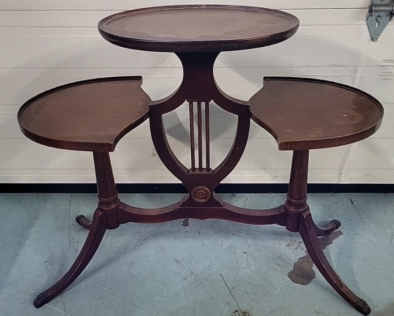 Vintage 3 Shelf Accent Table - Claw Feet