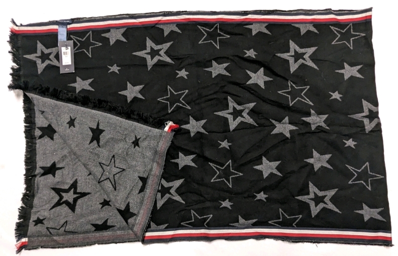 New Tommy Hilfiger Scarf